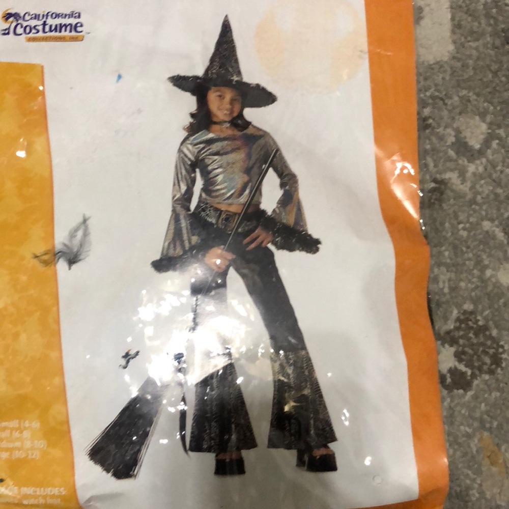 Hip Witch costume size girls 10-12